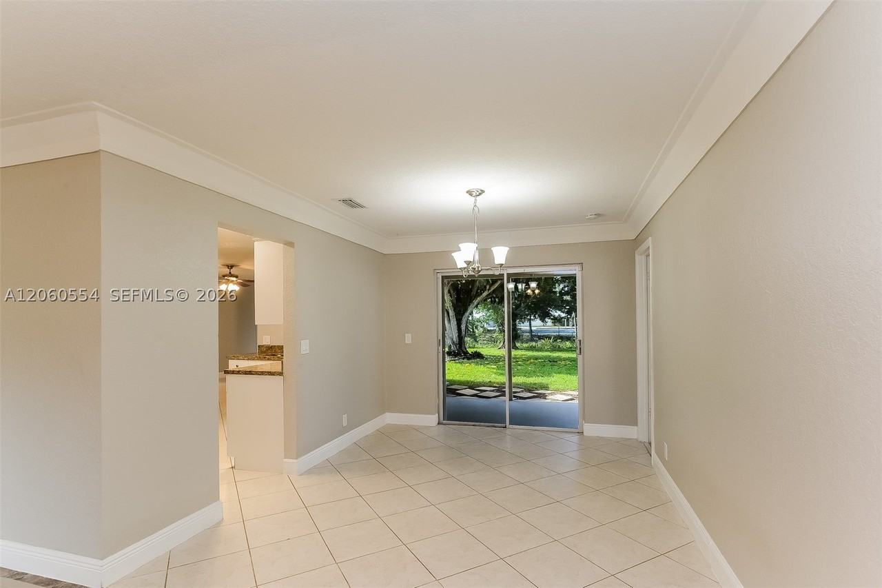 3631 Nw 108th Dr - Photo 6 of 15