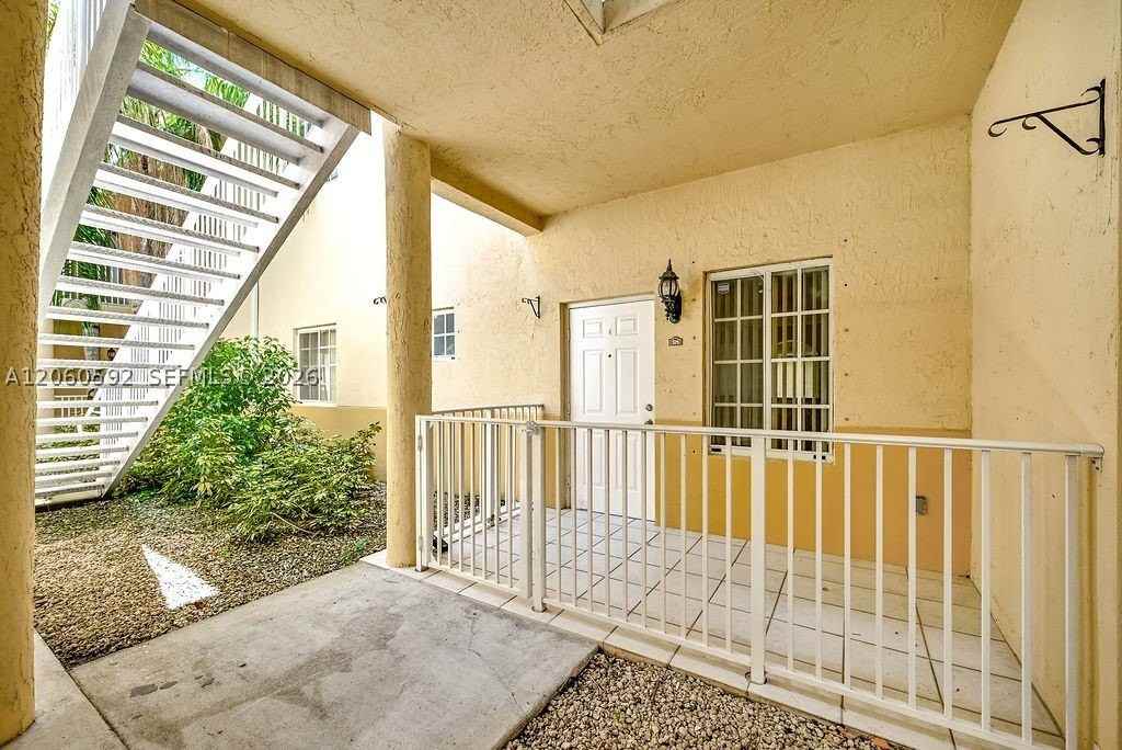 6900 Nw 179th St #104-1 - Photo 2 of 30