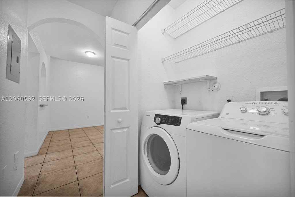 6900 Nw 179th St #104-1 - Photo 4 of 30