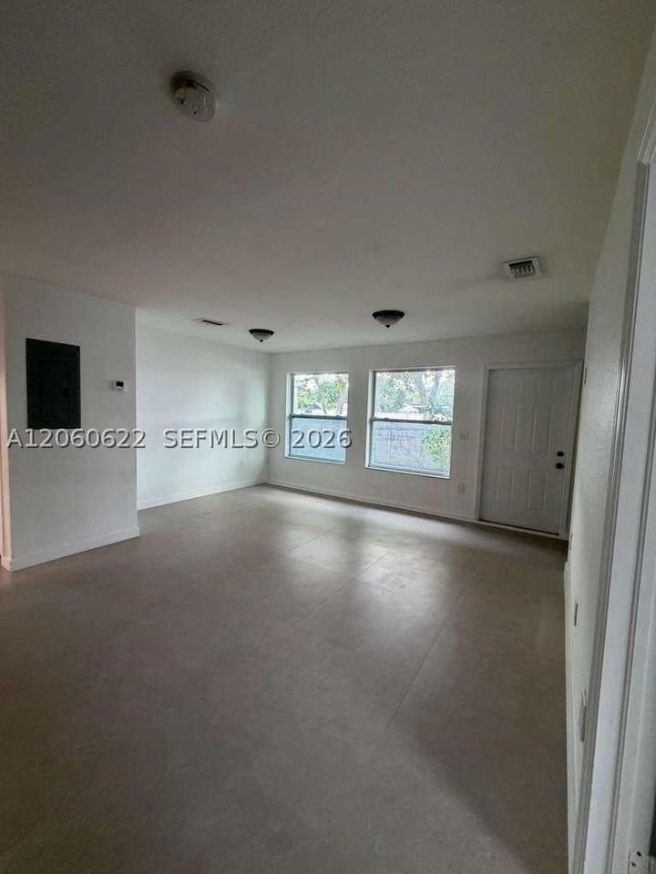 10501 Sw 172nd St #10501 - Photo 4 of 16