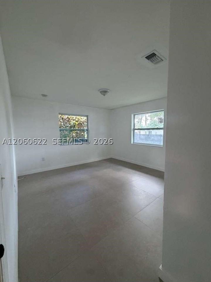 10501 Sw 172nd St #10501 - Photo 7 of 16