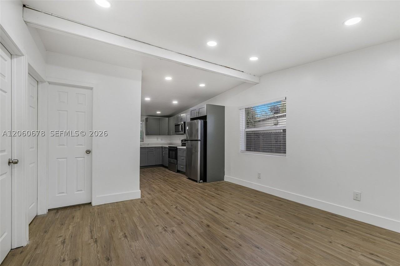 2290 Rutland St #2290 - Photo 5 of 35