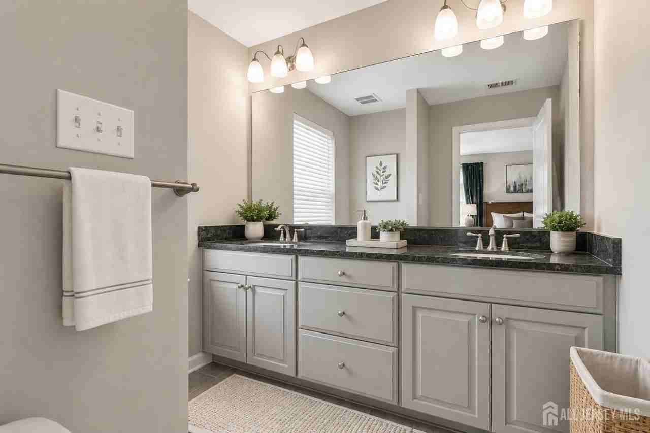 2208 Massey Ln - Photo 6 of 17