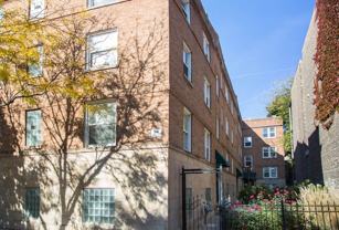 722 W Barry Ave - Photo 1 of 1