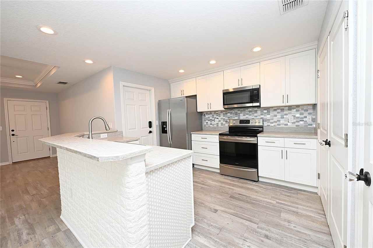 5662 Tower Palms Ln - Photo 2 of 31