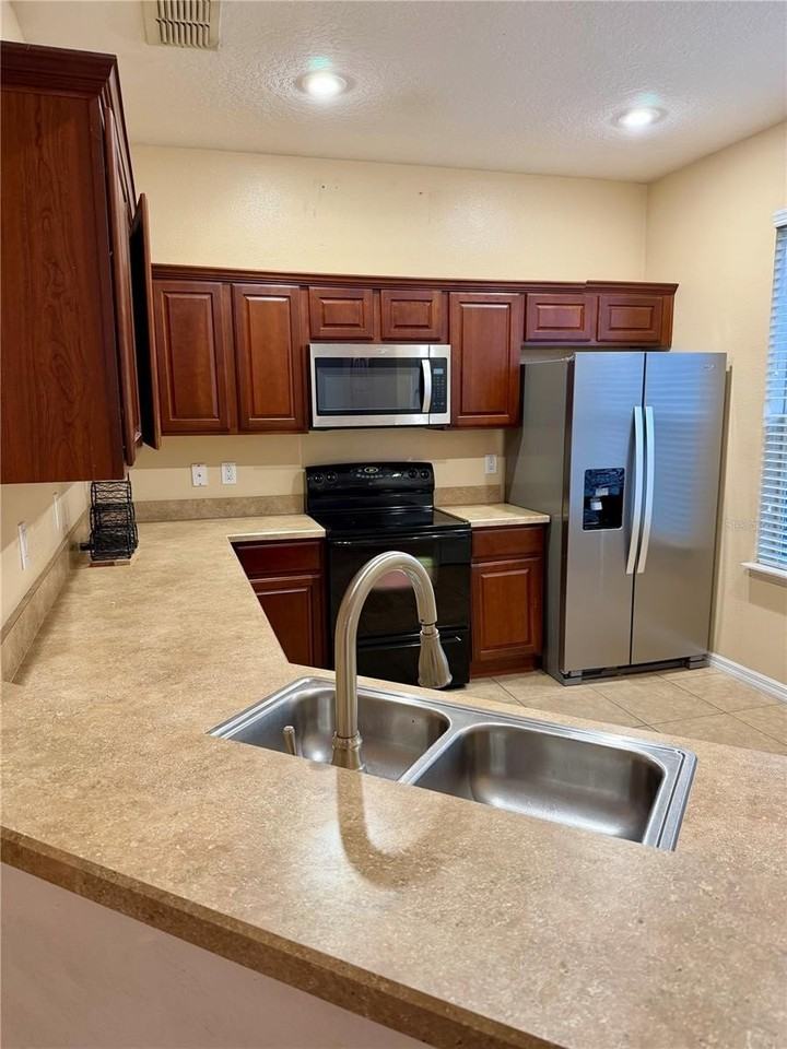 1521 San Jacinto Cir - Photo 7 of 22