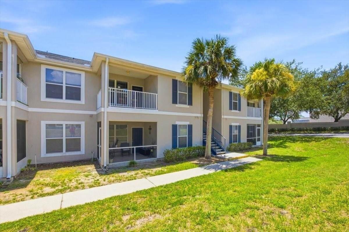 4008 Hemingway Cir - Photo 2 of 21