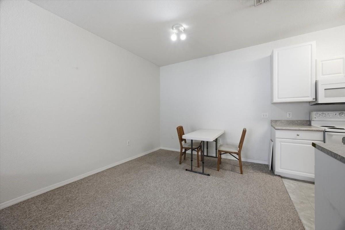 4008 Hemingway Cir - Photo 7 of 21