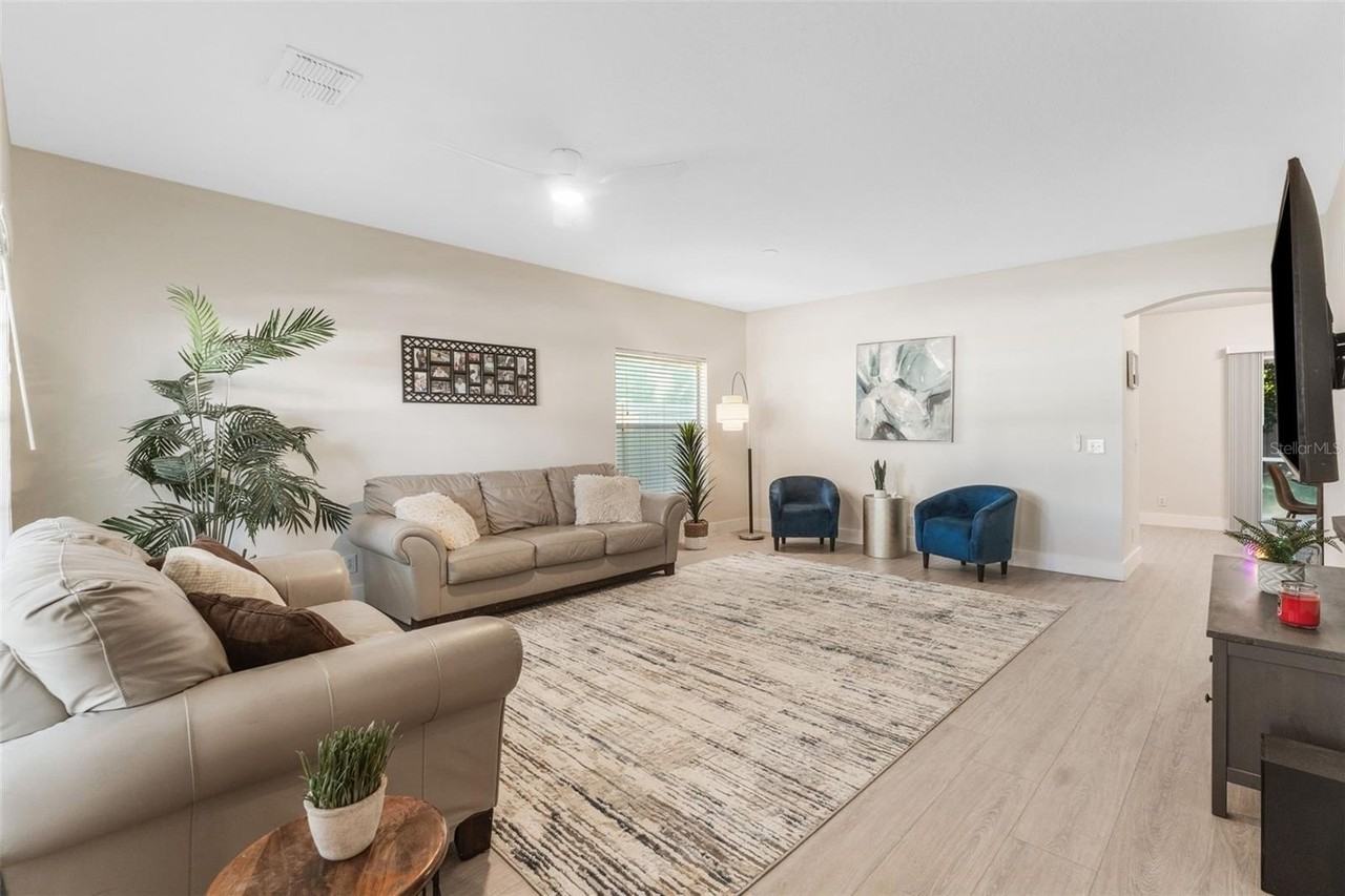 2944 Prairie Iris Dr - Photo 5 of 33