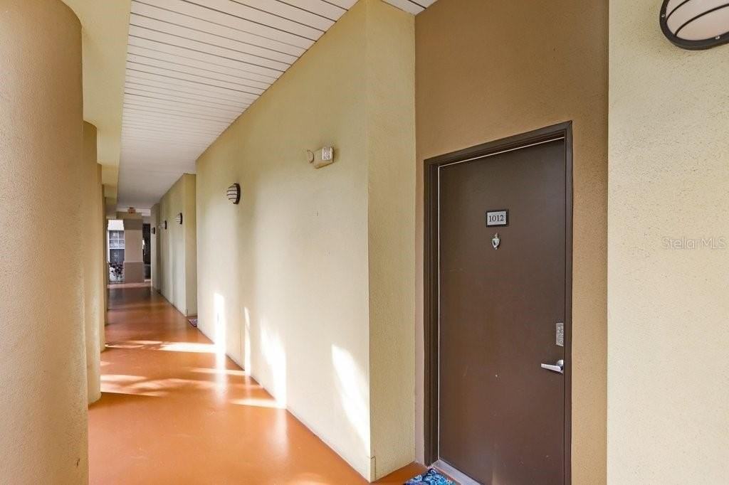 2440 W Horatio St #1012 - Photo 5 of 42