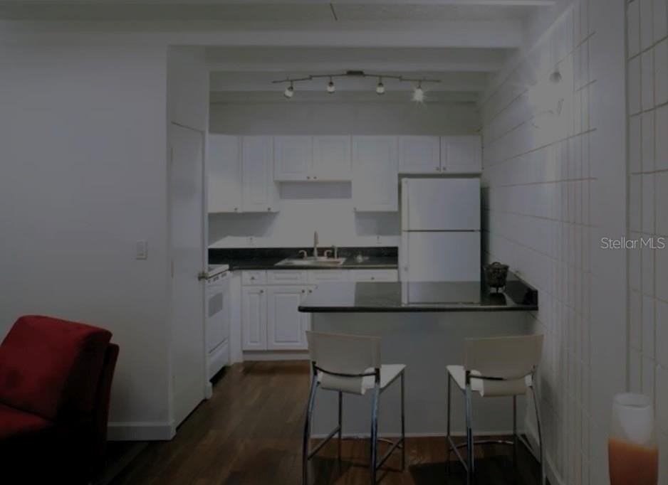 500 S Himes Ave #1 - Photo 3 of 5