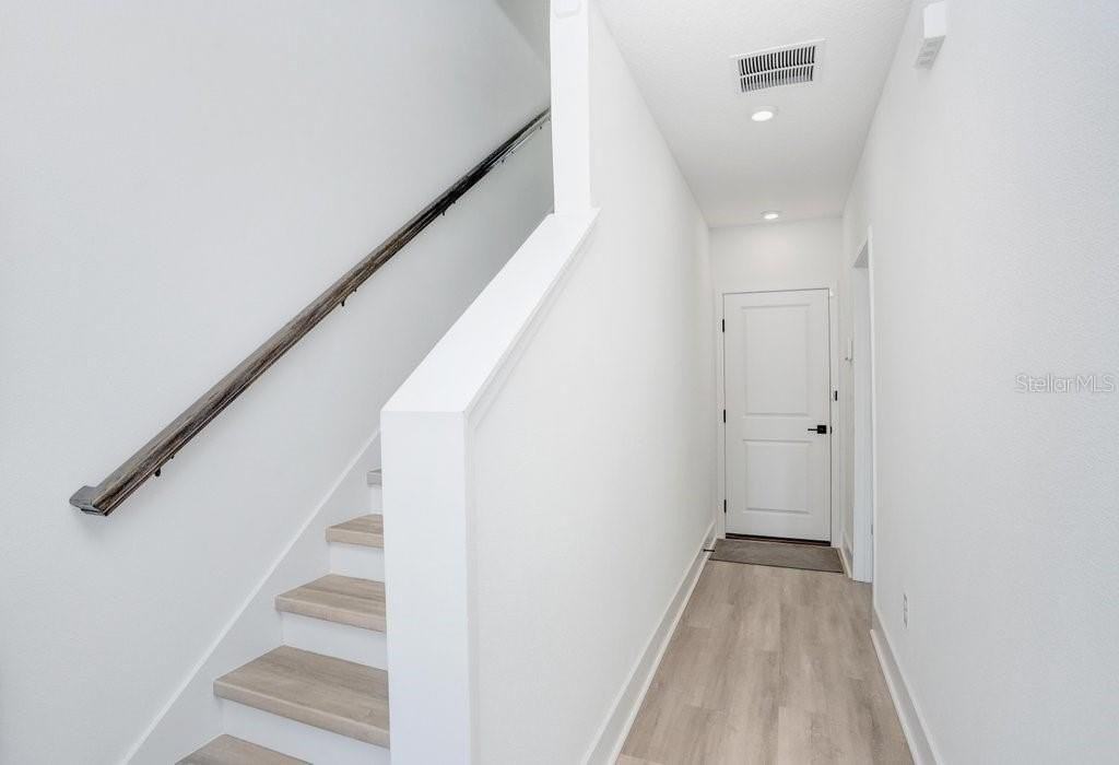 2506 W Cleveland St #20 - Photo 7 of 38