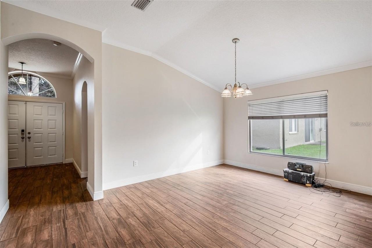 4007 Harbor Lake Dr - Photo 4 of 26