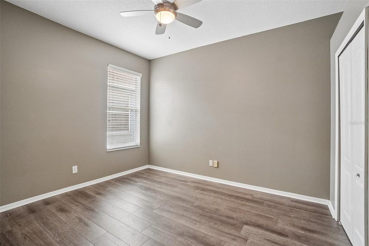 6111 Gannetside Pl - Photo 5 of 12
