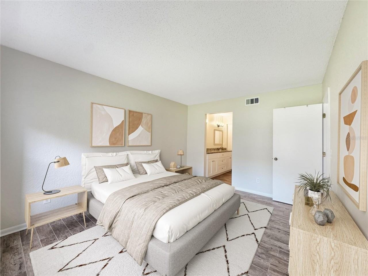484 Santa Cruz Pl Ne #D - Photo 4 of 9