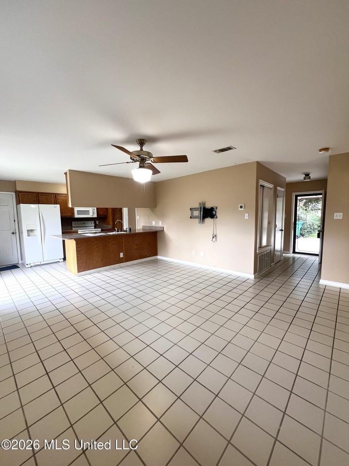 15309R Royal St - Photo 5 of 21
