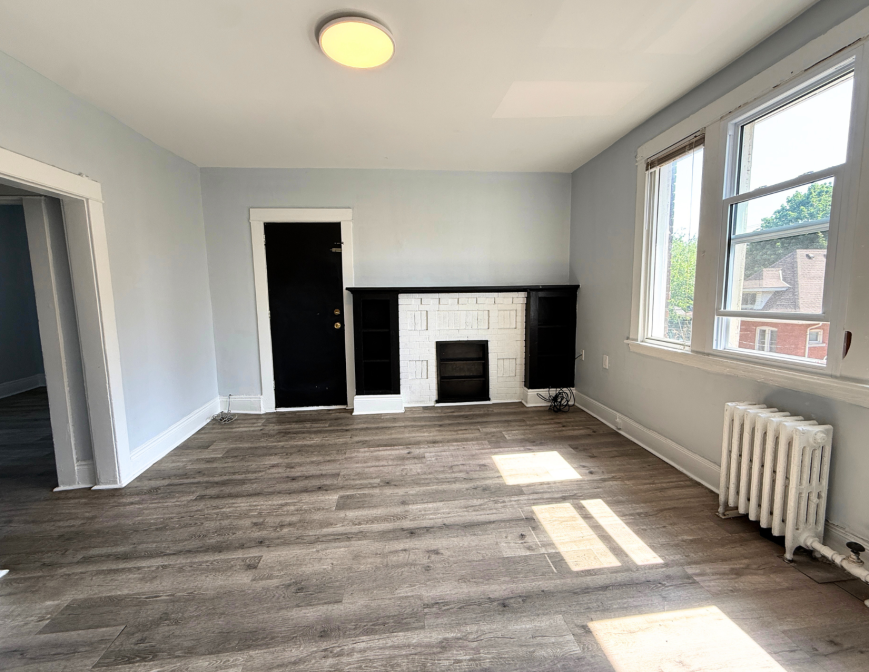 128 Carrick Ave - Photo 3 of 10