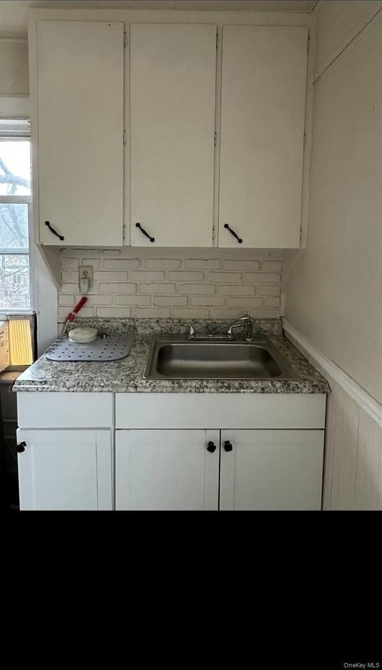 91 Ulster Ave - Photo 4 of 7