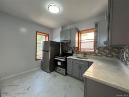 featured image of 2265 Chatterton Ave #2