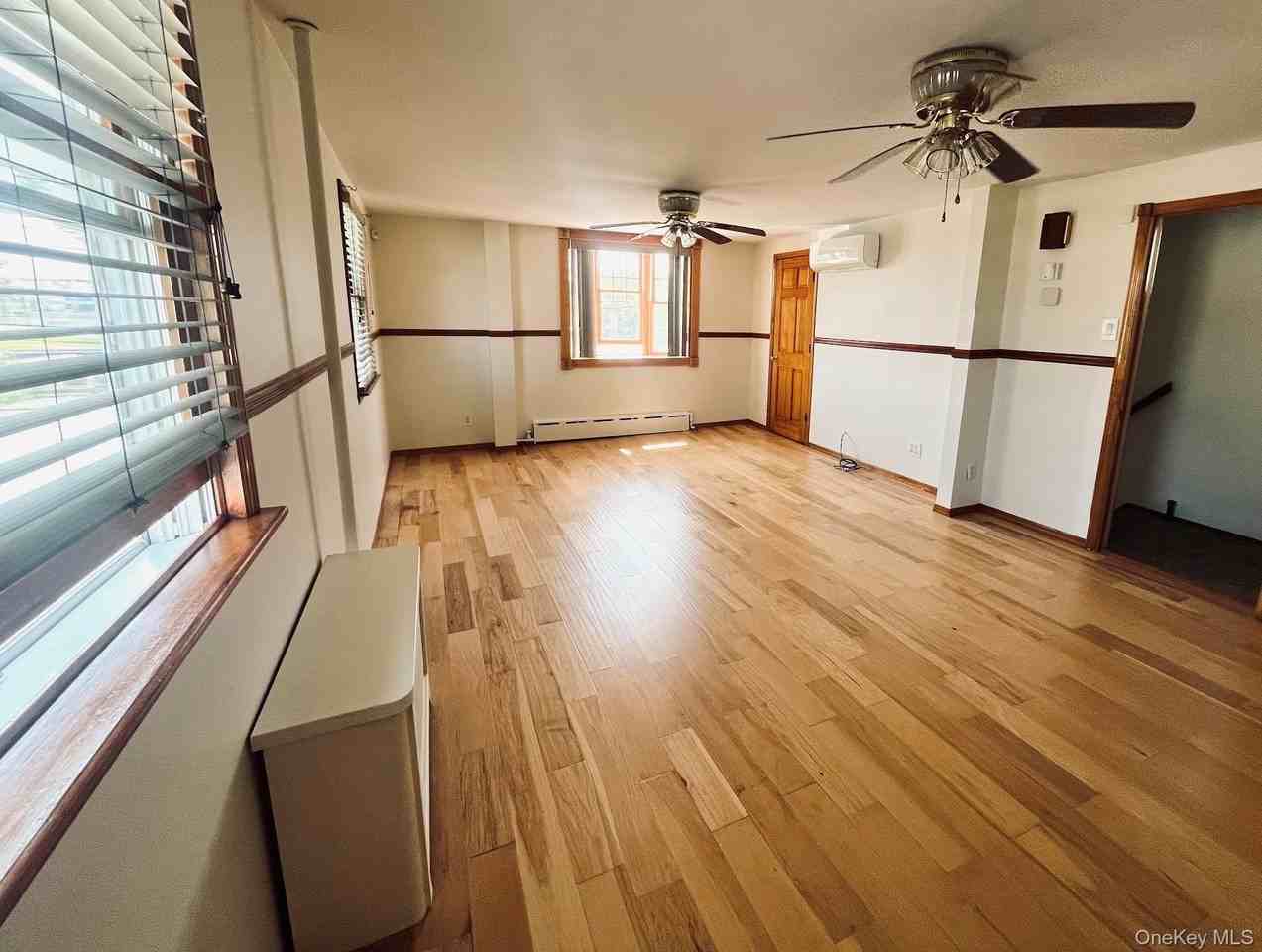 15 Van Brunt Rd