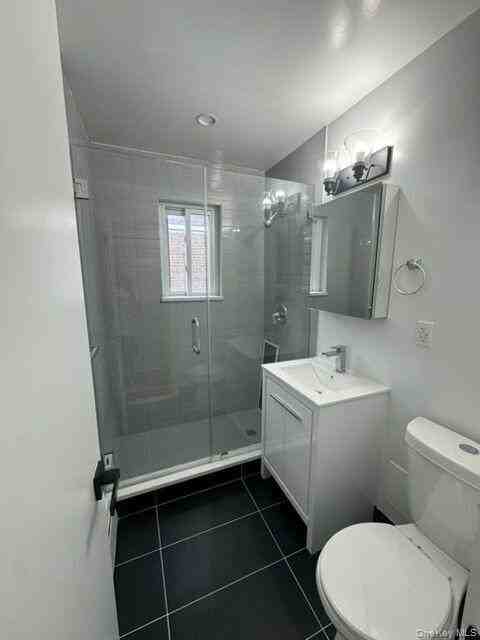 3604 Eastchester Rd - Photo 3 of 8