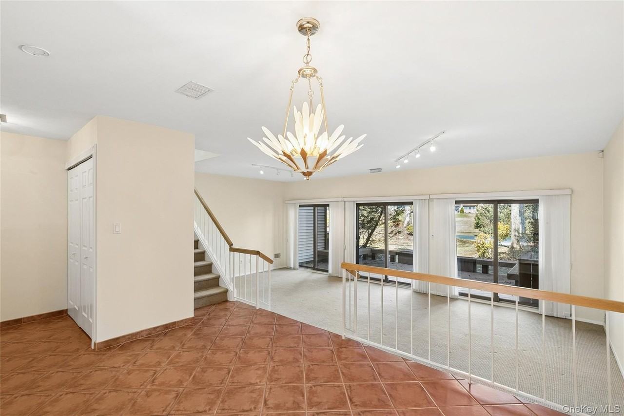 87 Northgate Cir - Photo 4 of 11