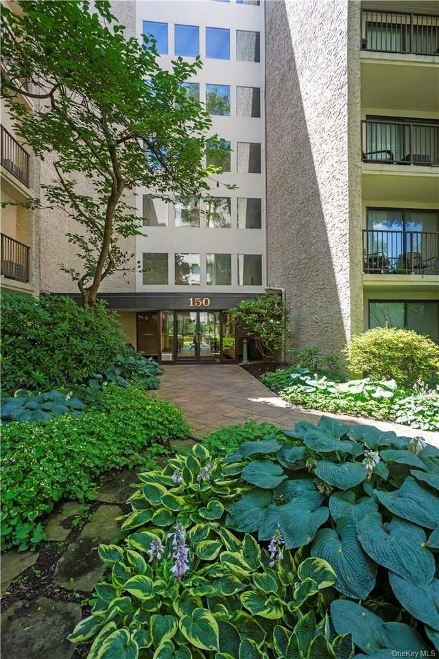 150 Overlook Ave #2K - Photo 4 of 23