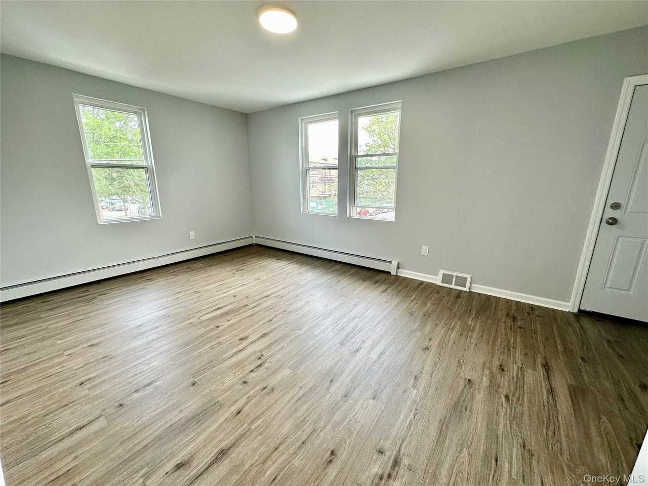 21349 39th Ave #2 - Photo 4 of 17