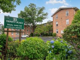 featured image of 25 Trinity Pl #3J