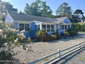 509 Riverwood Park - Photo 1 of 1