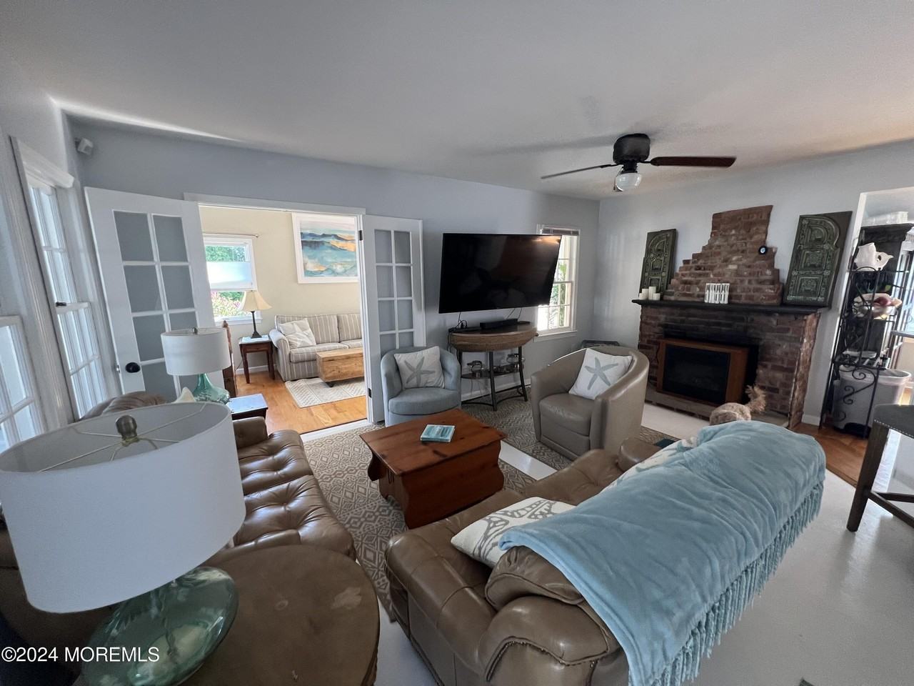 509 Riverwood Park - Photo 4 of 24