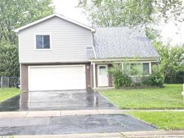 featured image of 571 White Birch Rd
