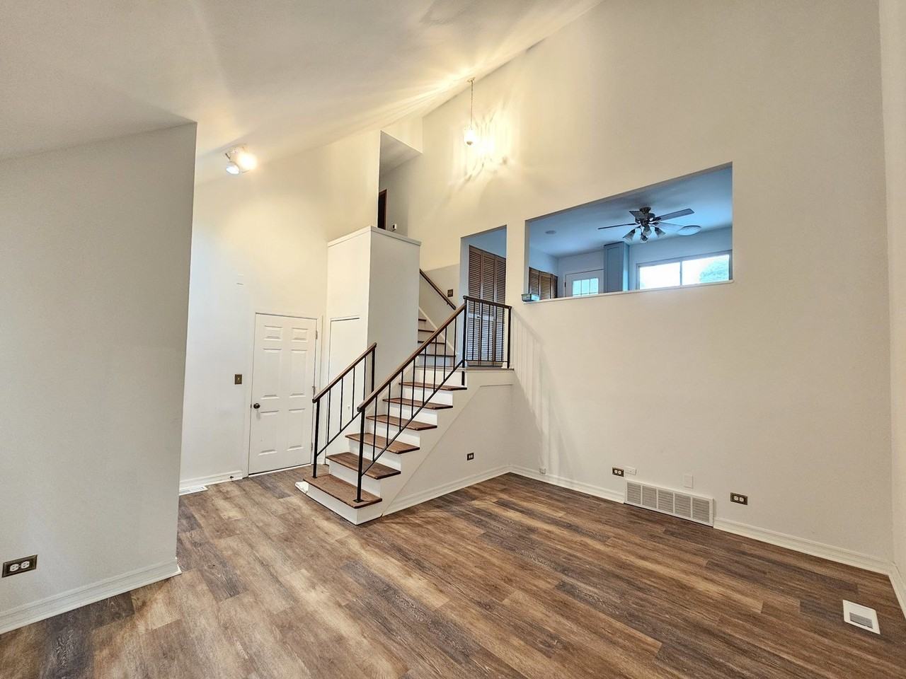 571 White Birch Rd - Photo 4 of 24