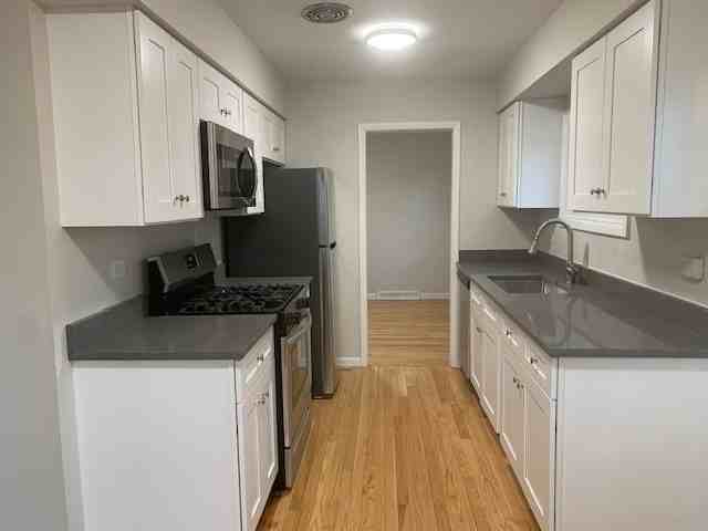 822 Skokie Blvd #F - Photo 6 of 17