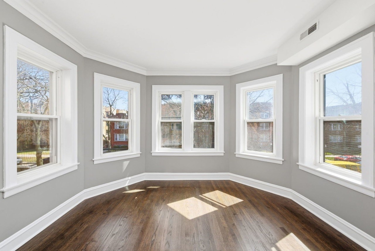 8024 S Vernon Ave #2 - Photo 4 of 17