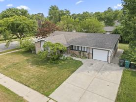 109 Landmeier Rd - Photo 1 of 1