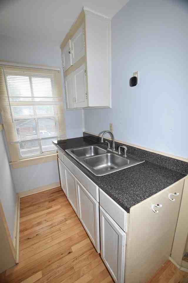 457 Talma St #2 - Photo 7 of 21