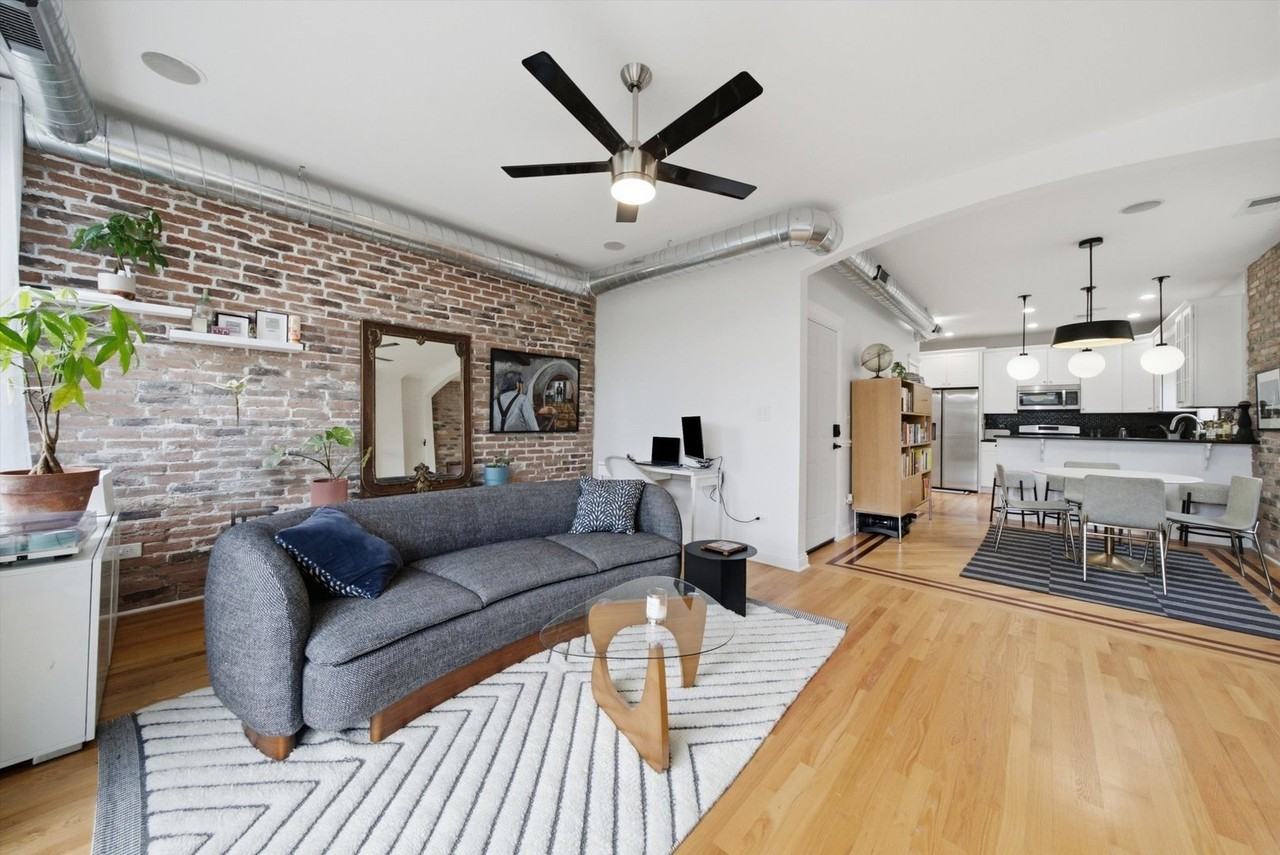 5302 N Winthrop Ave #4 - Photo 7 of 31