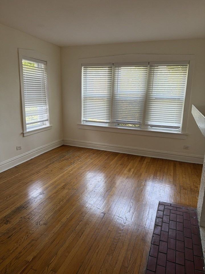 7741 S Yates Blvd #3 - Photo 3 of 21