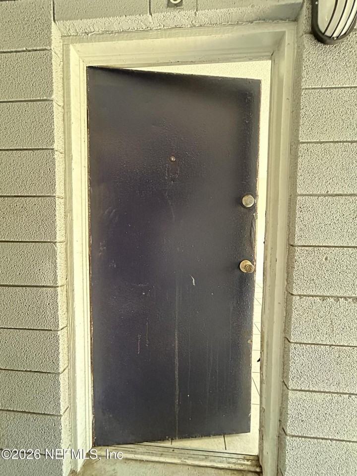 1124 Woodruff Ave #3 - Photo 4 of 20