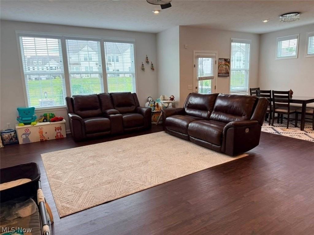 863 River Run Rd - Photo 4 of 47