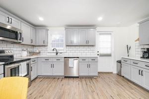featured image of 412 1st St