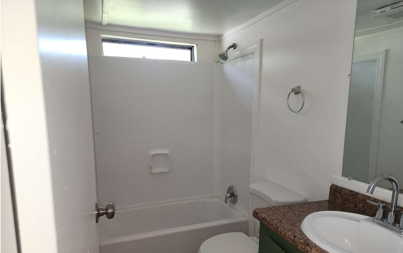 11054 Nw 39th Way - Photo 6 of 8