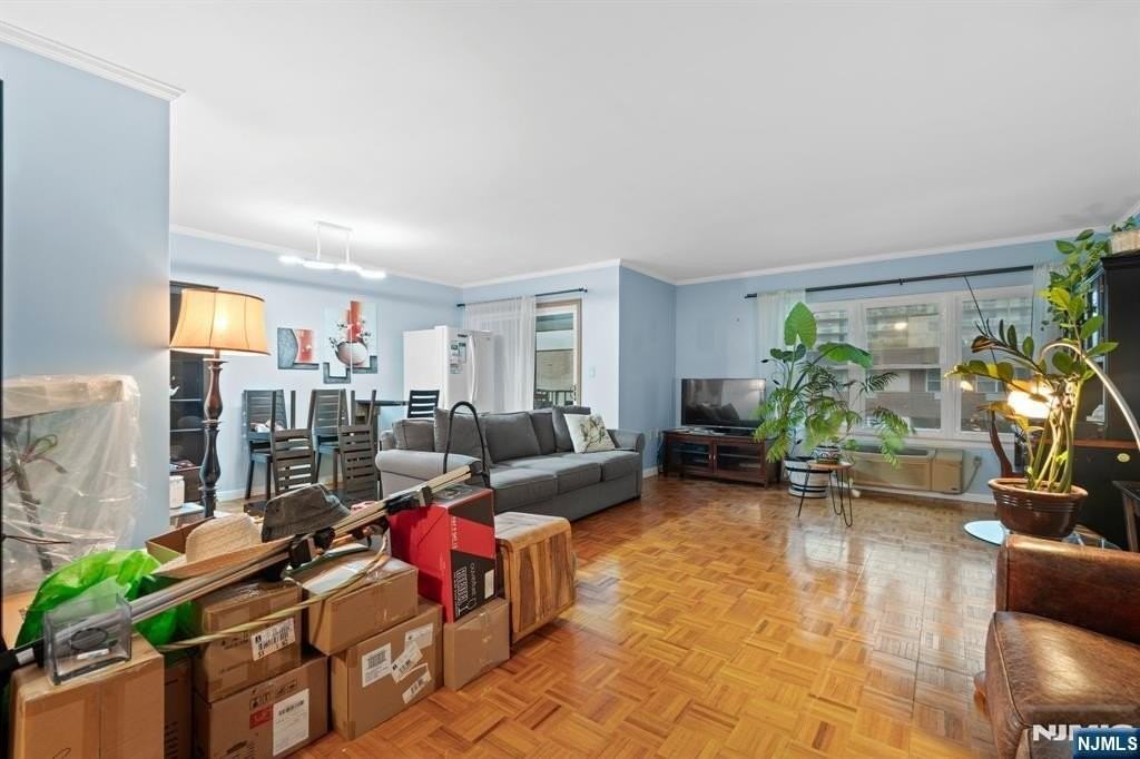 1111 River Rd #C32 - Photo 7 of 22
