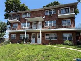 419 Paterson Ave - Photo 1 of 1