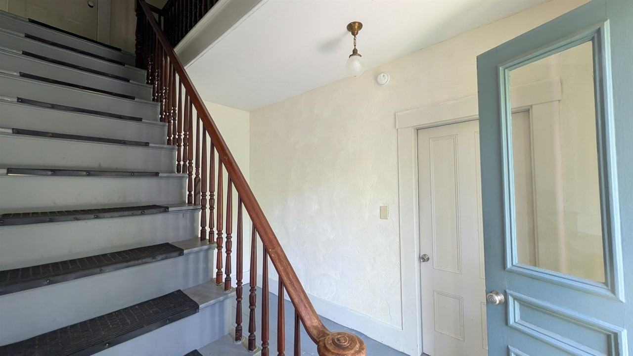126 Sullivan St Apt B #B - Photo 6 of 34