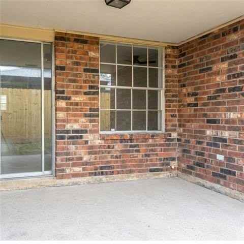 10940 Roger Dr #B - Photo 4 of 4