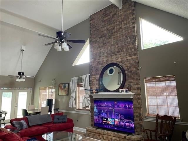 2095 Golfview Dr - Photo 4 of 20