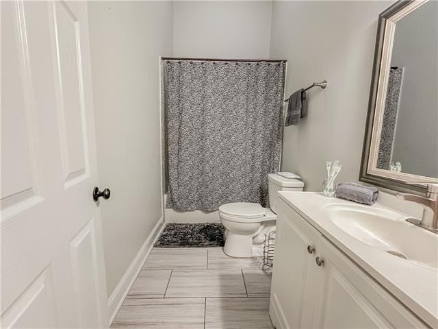 2033 Jackson Ave - Photo 5 of 10