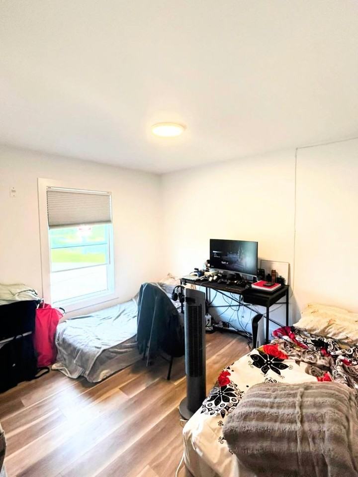 1461 Manawagonish Rd - Photo 3 of 8